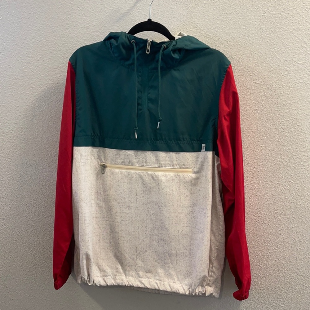Like New! Empyer men’s pullover windbreaker.